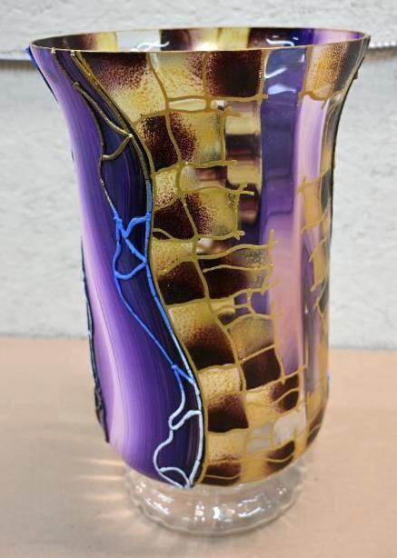 Victoria Bella 16x9" Vase