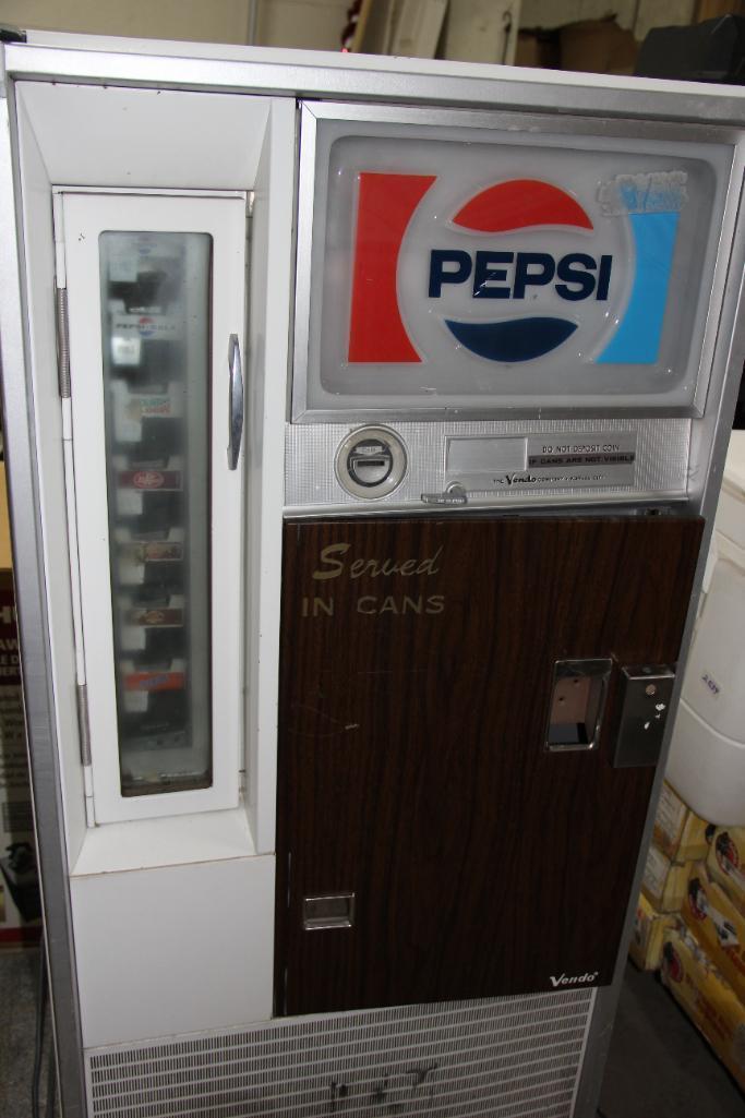 Cool Old Metal Vendo Company Pepsi/Dr. Pepper Can Coin Operated Vending Machine