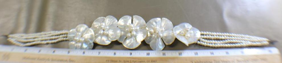 Beautiful Chunky Pearl and Shell Flower Necklace