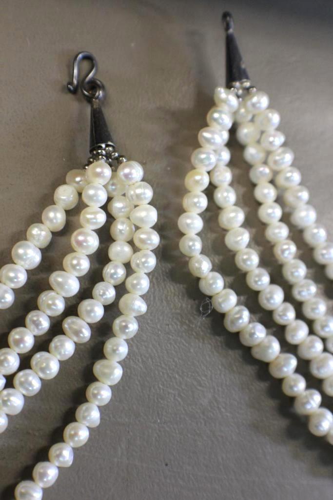 Beautiful Chunky Pearl and Shell Flower Necklace