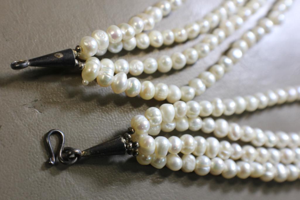 Beautiful Chunky Pearl and Shell Flower Necklace