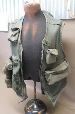 US Military Pilots Survival Vest with Contents