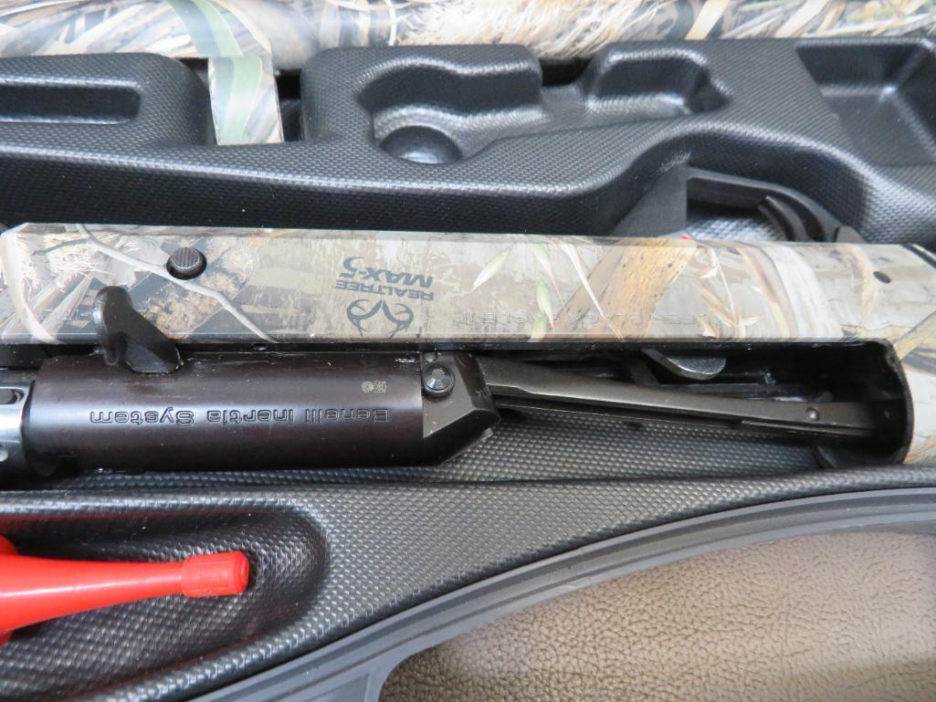 Benelli Super Black Eagle II, 12 Gauge, Shotgun, SN# U493572A14