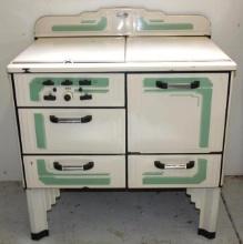 Excellent Antique Continental Stove in White and Green