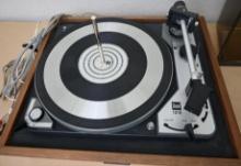 United Audio Dual 1019 Turntable