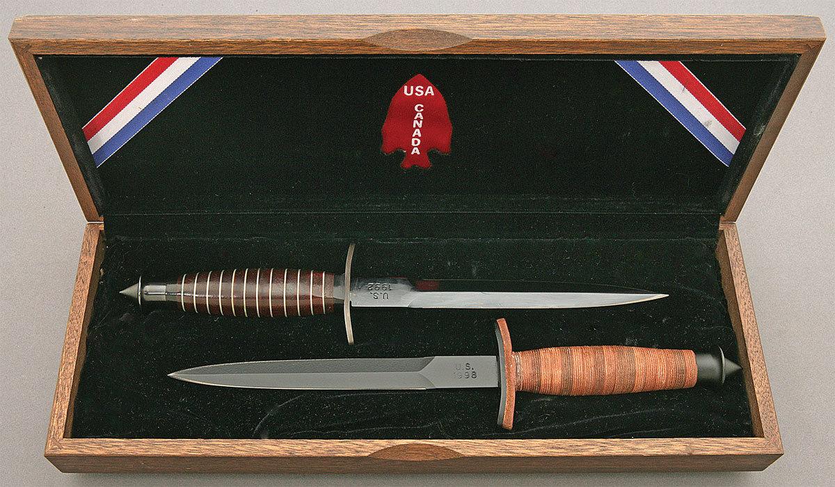 Case Replica V-42 First Special Service Force Knife Set