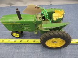 JOHN DEERE 3020 TRACTOR, METAL REAR WHEELS