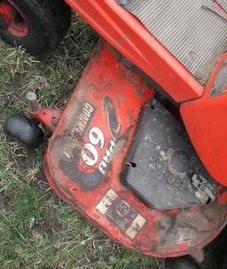 Kubota ZG327 Zero Turn gas, 60" cut mower, 206 hours