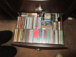 DVD'S, CD'S, GROUP OF ITEMS