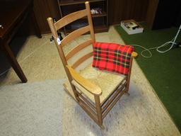 ROCKING CHAIR