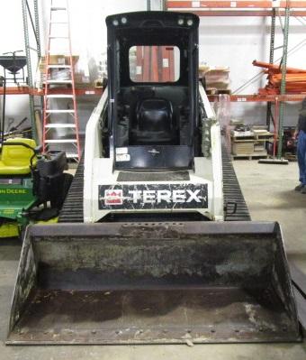 2011 TEREX PT 70 COMPACT TRACK LOADER, 491 HOURS, 15" TRACKS, HEATED CAB, 8,000 LB OPERATING WEIGHT