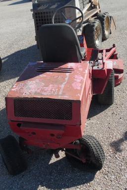 Toro front deck mower, condition unknown