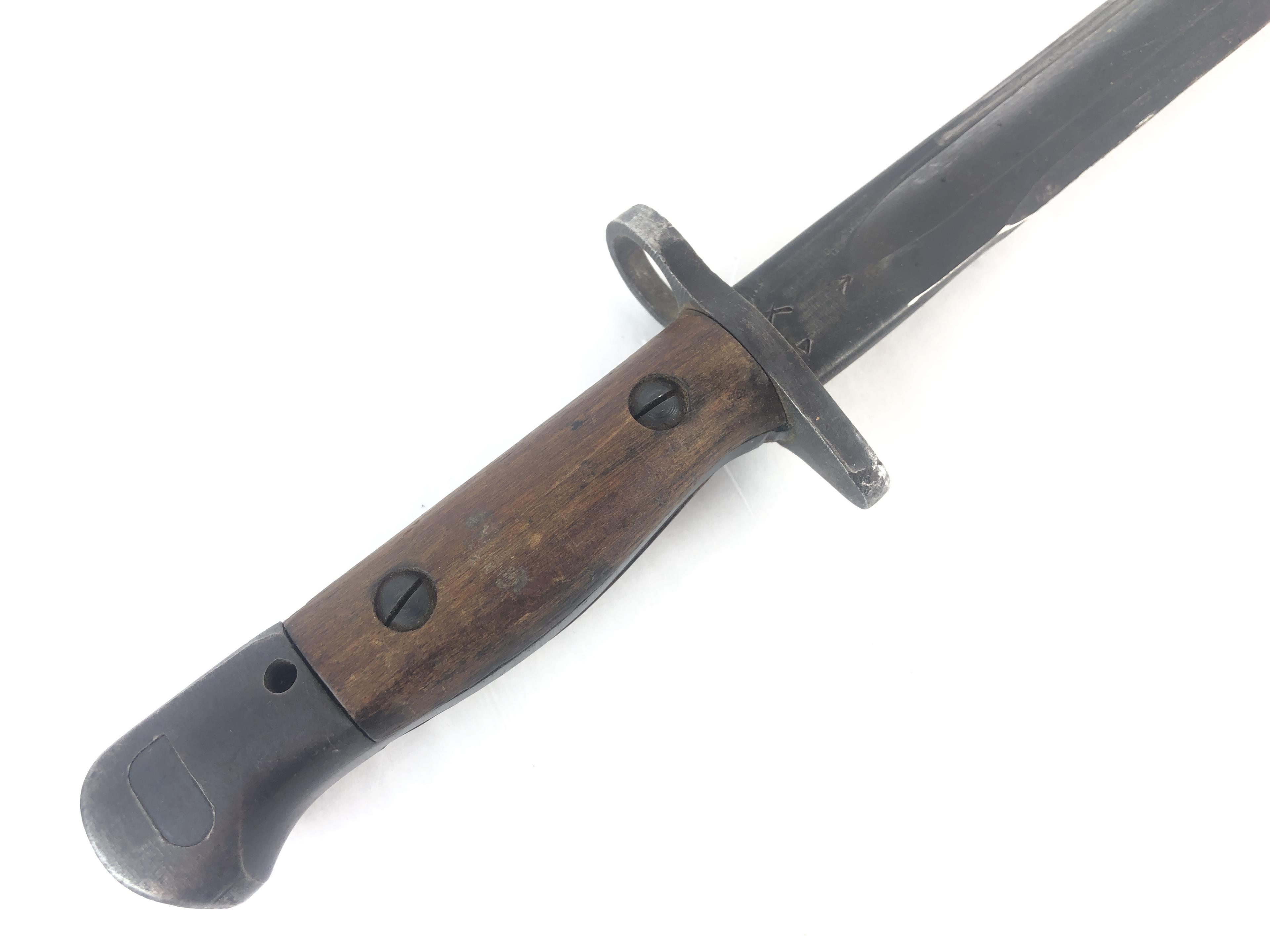 British 1907  Lee Enfield Bayonet W/ Scabbard