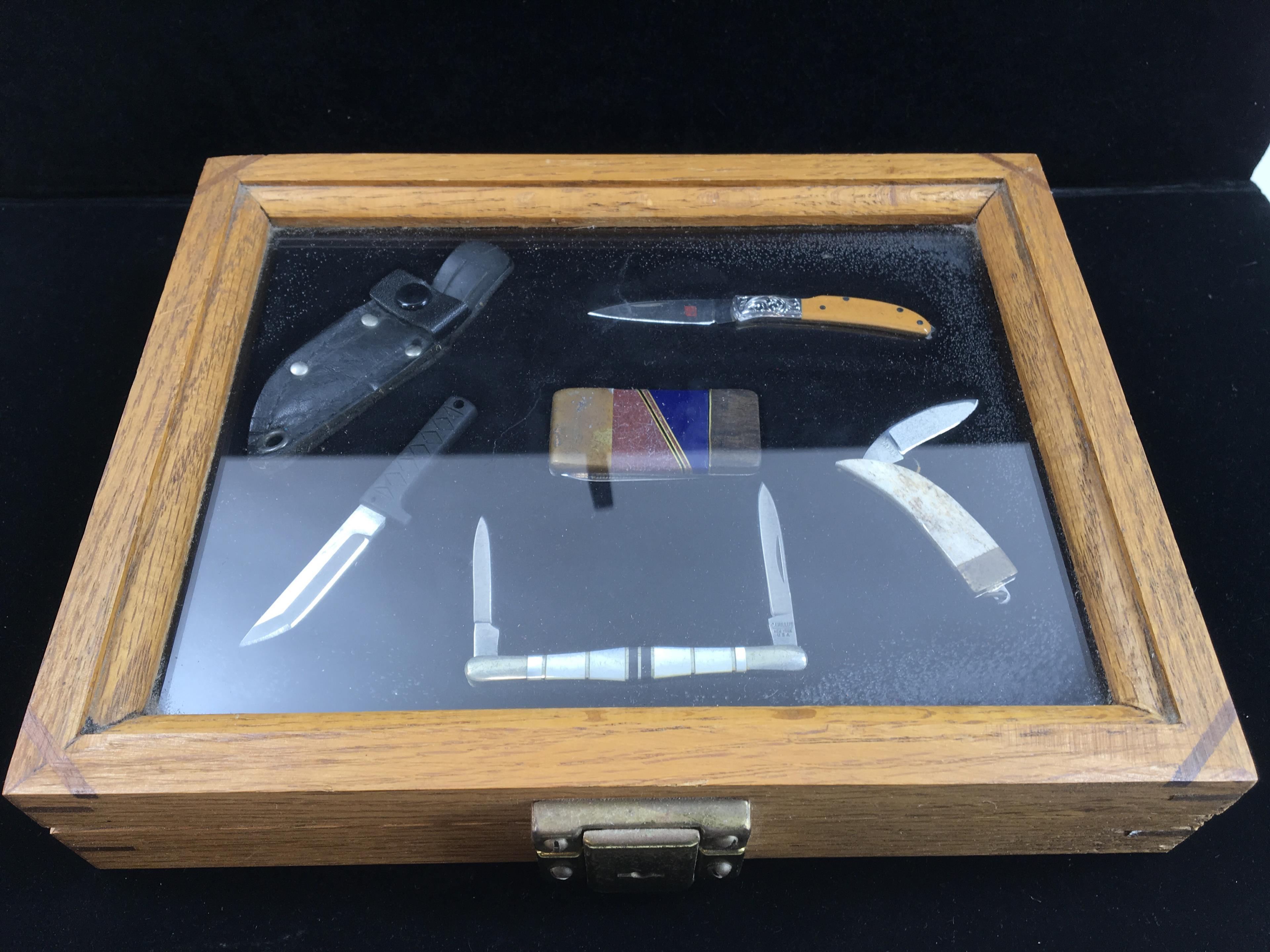 Display Case Of (5) Mini Pocket Knives, Al Mar