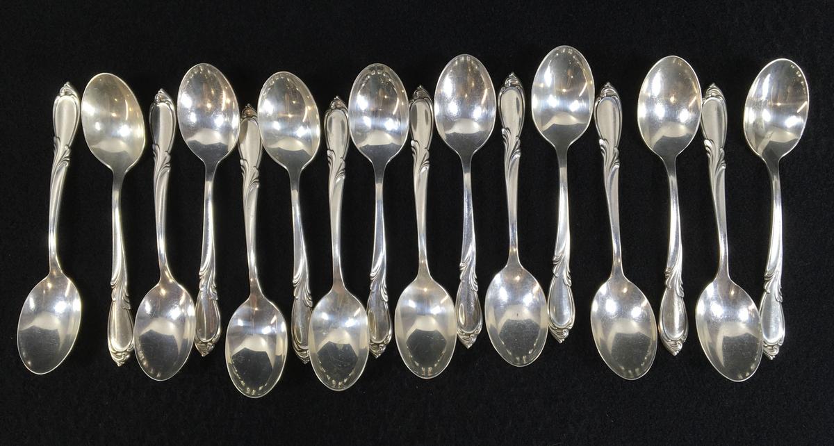 (16) International Sterling Silver Spoons