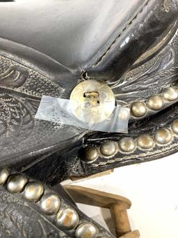 Western Style Tooled Leather Horse Saddle